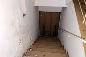 комерційна за адресою Громадянська вул., 5