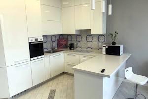 квартира за адресою Софії Русової вул., 5