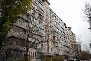 квартира за адресою Героїв полку 