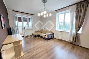 квартира за адресою Приозерний бульв., 1