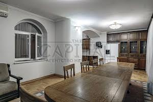 комерційна за адресою Саксаганського вул., 29