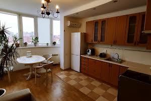 квартира за адресою Урлівська вул., 21