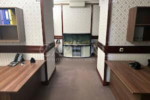 комерційна за адресою Костельна вул., 6