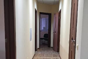 комерційна за адресою Голосіївська вул., 13
