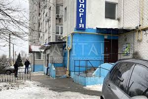 комерційна за адресою Білогородська вул., 51
