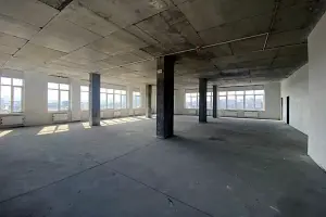 комерційна за адресою Лугова, 13ж