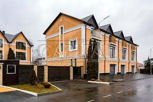 будинок за адресою смт. Козин, Нова вул.