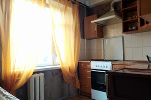 квартира за адресою Лахтинська вул., 1