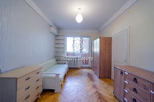 квартира за адресою Ушинського вул., 3