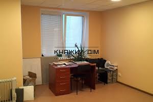 комерційна за адресою Драгоманова вул., 1-А