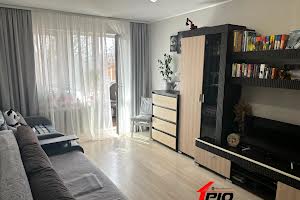 квартира за адресою Космонавтів вул., 28