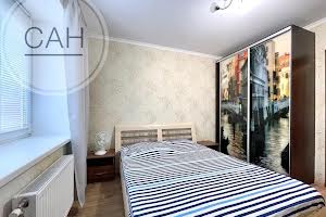 квартира по адресу Нижньохолодногірська ул., 3