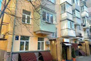 комерційна за адресою пров. Микільский (Січневий), 9