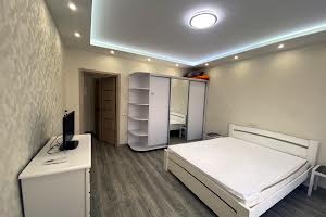 квартира за адресою Метрологічна вул., 15