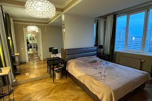 квартира по адресу Днепровская набережная ул., 1б