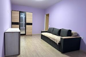 квартира за адресою Лисика, 1А