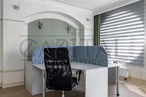 коммерческая по адресу Кловский спуск, 7