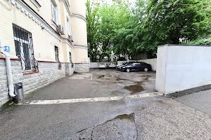 коммерческая по адресу Киев, Дмитриевская ул., 44б