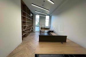 коммерческая по адресу Антоновича ул. (Горького), 44