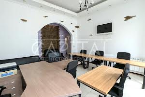 коммерческая по адресу Шота Руставели ул., 1