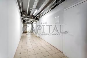 комерційна за адресою Антоновича вул. (Горького), 90-92