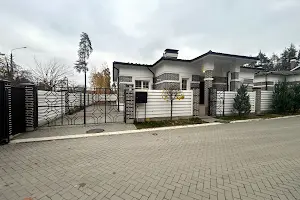 будинок за адресою Михайла Чалого вул., 1