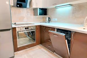 квартира за адресою Регенераторна вул., 4