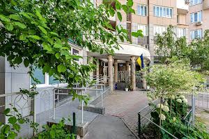 комерційна за адресою Київ, Срібнокільська вул., 1