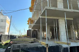 коммерческая по адресу Даниила Галицкого ул., 2а