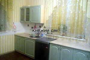 будинок за адресою с. Щасливе, провулок Орипея/ вул. Л.Українки, 1