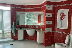 будинок за адресою Богатирська вул., 30а