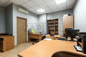 комерційна за адресою Воздвиженська вул., 43