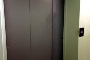комерційна за адресою Олександра Лазаревського вул. (Мініна), 9