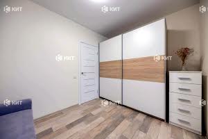 квартира по адресу Драгоманова, 6