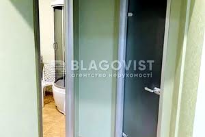 комерційна за адресою Верхогляда Андрія, 2