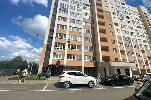 комерційна за адресою Ольги Кобилянської вул. (Горького), 5а