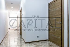 комерційна за адресою Юрія Шумського вул., 5