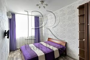 квартира за адресою Сім'ї Кульженків вул. (Петра Дегтяренка), 35
