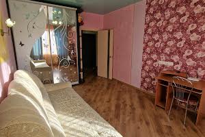 квартира за адресою Софії Русової вул., 7