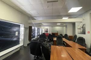 коммерческая по адресу Николая Михновского бульв. (Дружбы Народов), 13