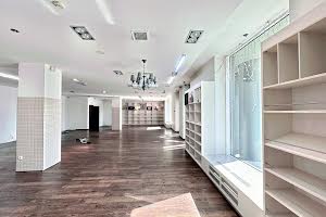 комерційна за адресою Звіринецька вул., 59