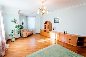 будинок за адресою Патріотів вул., 19