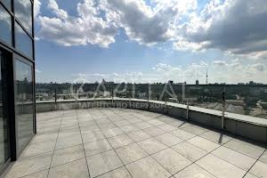 коммерческая по адресу Степана Бандеры просп. (Московський), 9Б