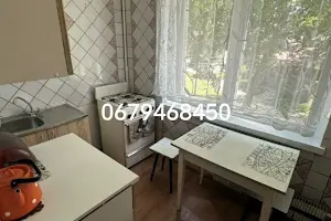 квартира за адресою Нескорених вул. (Героїв Праці), 4