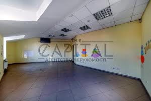 комерційна за адресою Польова вул., 33