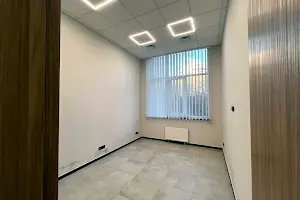 комерційна за адресою Глибочицька вул., 73