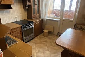 квартира за адресою Анни Ахматової вул., 15