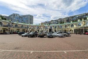 коммерческая по адресу Леси Украинки бульв., 28