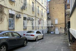 комерційна за адресою Мала Житомирська вул., 20-В