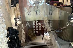 комерційна за адресою Велика Васильківська вул. (Червоноармійська), 33